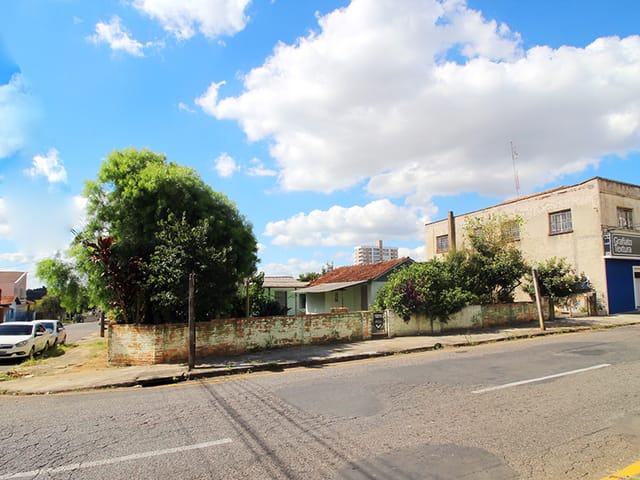 Terreno com 503m², à venda, no bairro Orfãs em Ponta Grossa