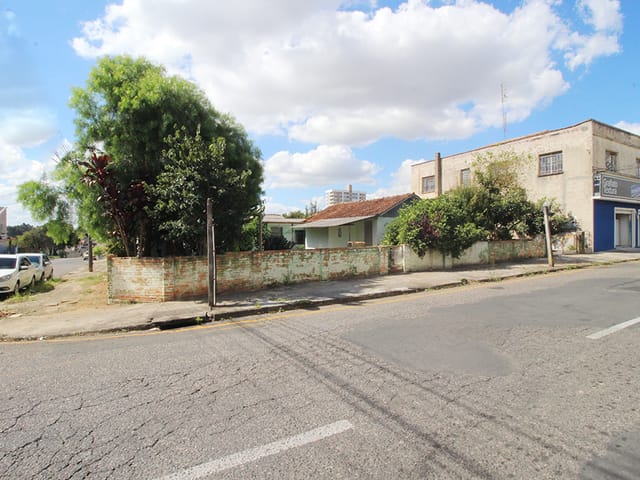 Terreno com 503m², à venda, no bairro Orfãs em Ponta Grossa