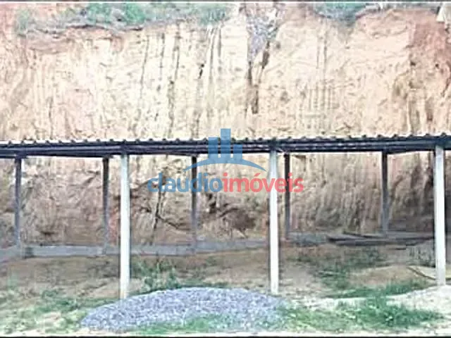 Terreno com 275m², à venda, no bairro Vista Alegre em Barra Mansa