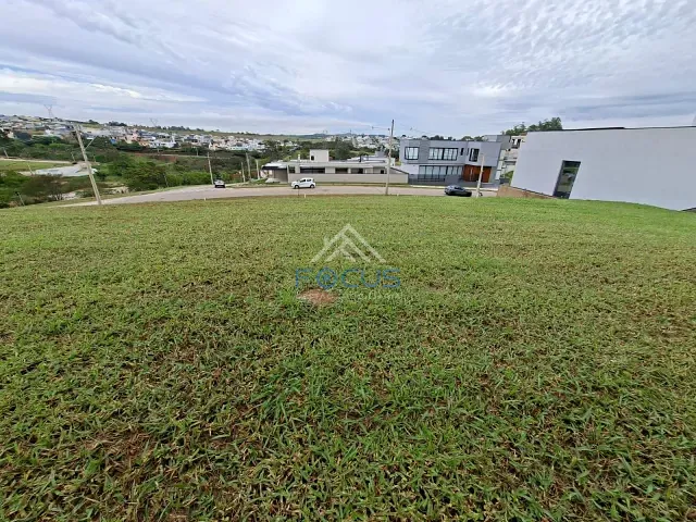 Terreno com 441m², à venda, no bairro Residencial Villagio Azzure em Itupeva