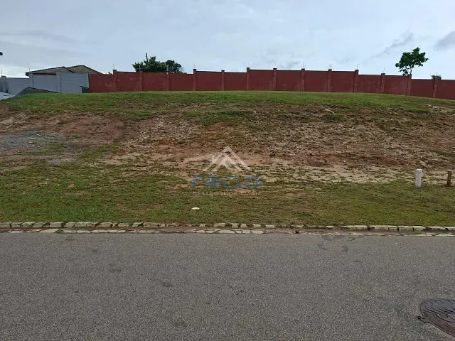 Terreno com 441m², à venda, no bairro Residencial Villagio Azzure em Itupeva