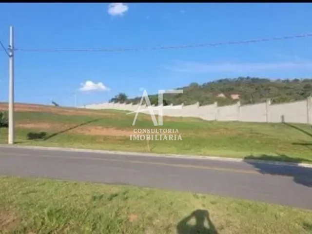 Terreno com 388m², à venda, no bairro Itapecerica em Taubaté