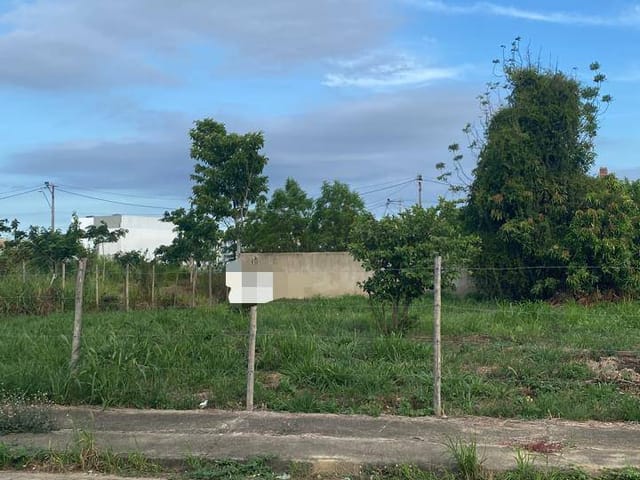 Terreno com 450m², à venda, no bairro Riviera em Campos dos Goytacazes
