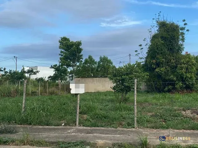 Terreno com 450m², à venda, no bairro Riviera em Campos dos Goytacazes