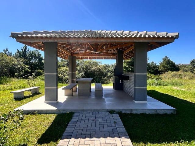 Terreno com 200m², à venda, no bairro Jardim Carvalho em Ponta Grossa
