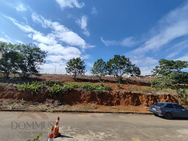 Terreno com 797m², à venda, no bairro Gran Royalle em Santana do Paraíso