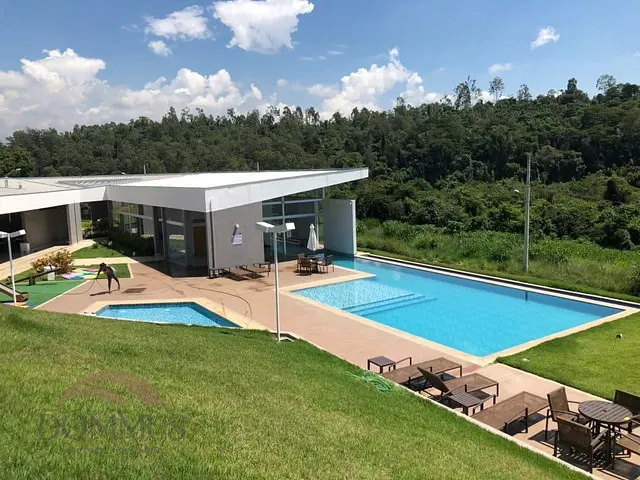 Terreno com 797m², à venda, no bairro Gran Royalle em Santana do Paraíso