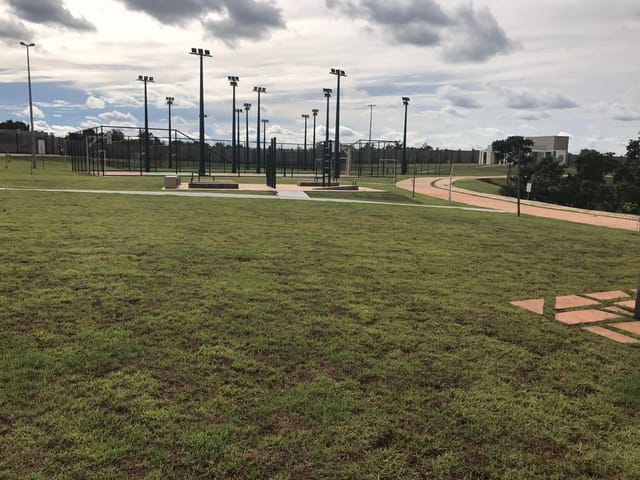 Terreno com 414m², à venda, no bairro Centro-Sul em Várzea Grande