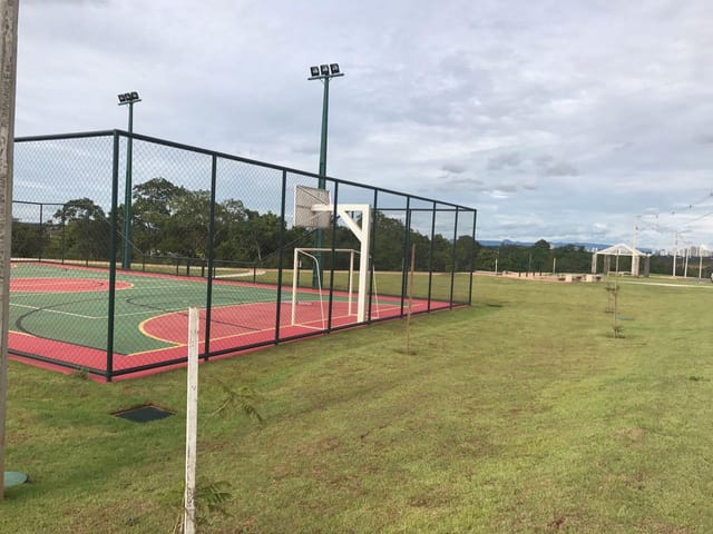 Terreno com 414m², à venda, no bairro Centro-Sul em Várzea Grande