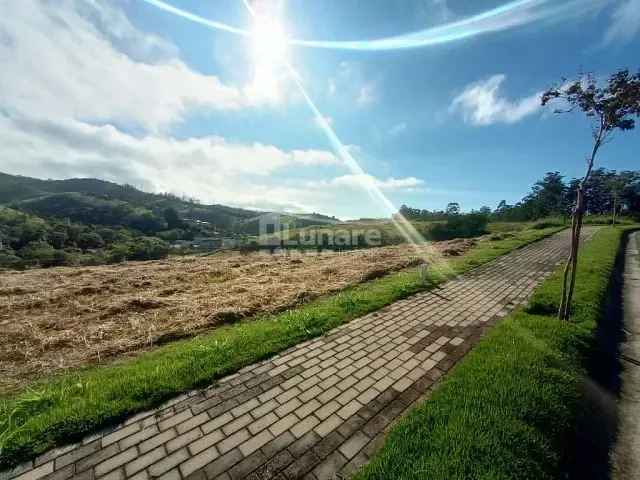 Terreno com 503m², à venda, no bairro Ipiranga em Guararema