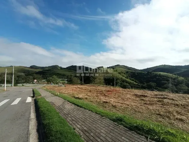 Terreno com 503m², à venda, no bairro Ipiranga em Guararema