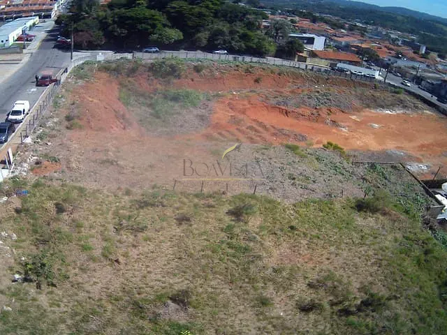 Terreno com 430m², à venda, no bairro Centro em Atibaia