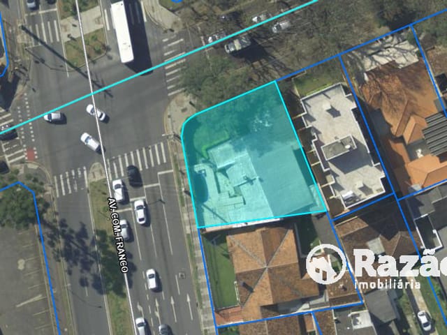 Terreno com 516m² 4 quartos e 5 banheiros, à venda, no bairro Jardim Botânico em Curitiba