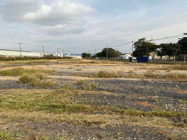 Terreno com 2m², à venda ou para alugar, no bairro Jaguará em São Paulo