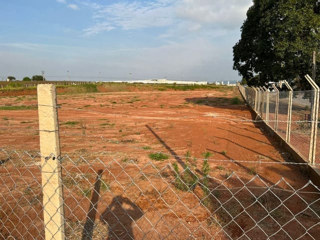 Terreno com 2m², à venda ou para alugar, no bairro Jaguará em São Paulo