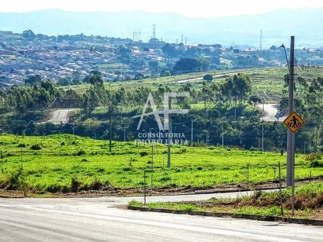 Terreno com 697m², à venda, no bairro Campos do Conde em Taubaté