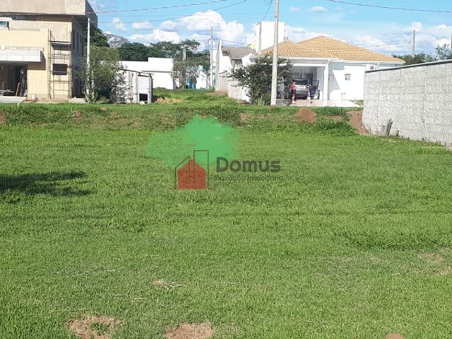 Terreno com 300m², à venda, no bairro Bela Vista em Pindamonhangaba