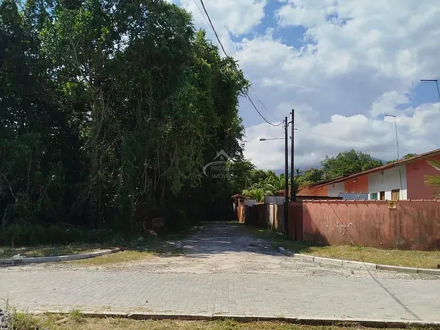 Terreno com 705m², à venda, no bairro Boracéia em São Sebastião