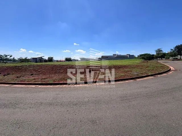 Terreno com 655m², à venda, no bairro Parque Fortaleza II em Nova Odessa