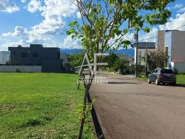 Terreno com 453m², à venda, no bairro Condomínio Terras do Vale em Caçapava