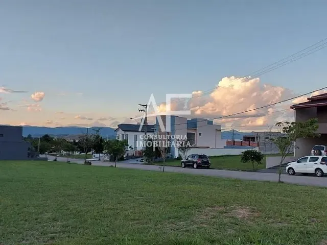 Terreno com 453m², à venda, no bairro Condomínio Terras do Vale em Caçapava