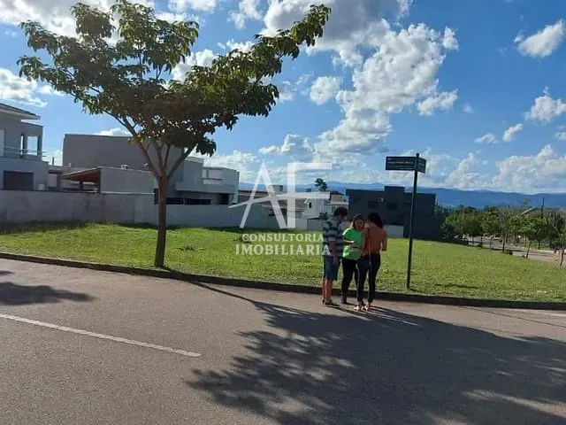 Terreno com 453m², à venda, no bairro Condomínio Terras do Vale em Caçapava