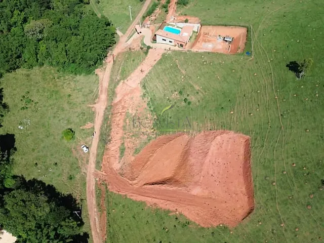 Terreno com 2178m², à venda, no bairro Boa Vista em Piracaia