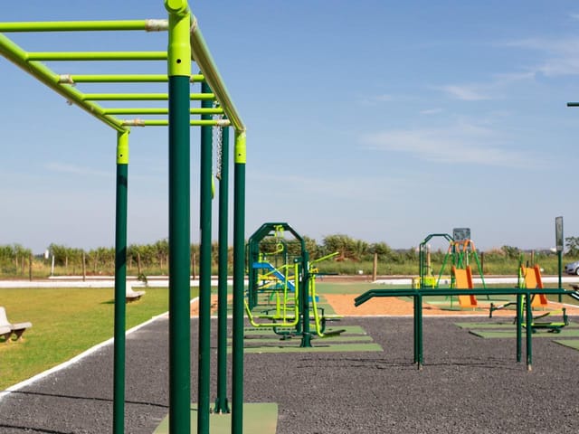 Terreno com 220m², à venda, no bairro Portal Caiobá II em Campo Grande