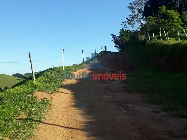 Terreno com 1500m², à venda, no bairro Piraí em Piraí