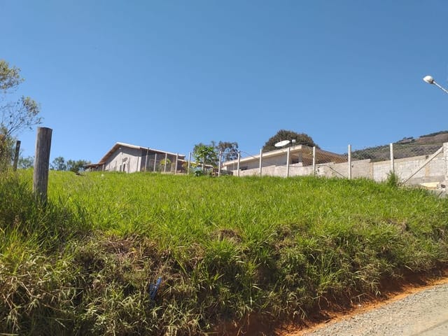 Terreno com 500m², à venda, no bairro Centro em Extrema