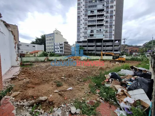 Terreno com 800m², para alugar, no bairro Ano Bom em Barra Mansa