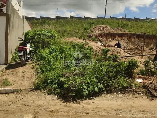 Terreno com 188m², à venda, no bairro Serrotão em Campina Grande