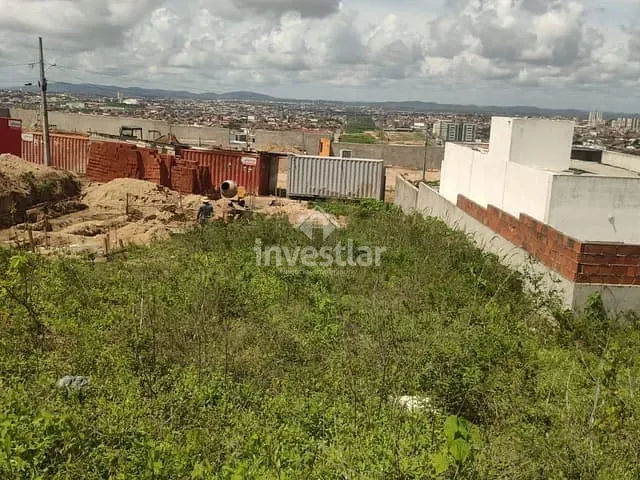Terreno com 188m², à venda, no bairro Serrotão em Campina Grande