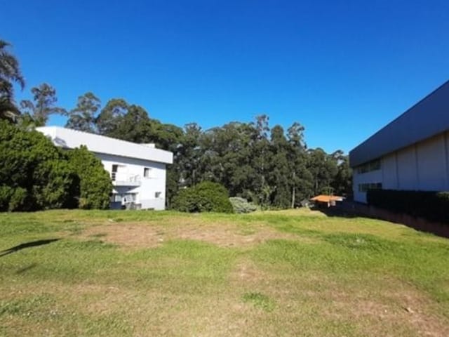 Terreno com 2200m², à venda, no bairro Residencial Tambore em Barueri
