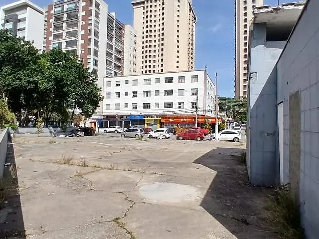 Terreno com 582m², para alugar, no bairro Campo Belo em São Paulo