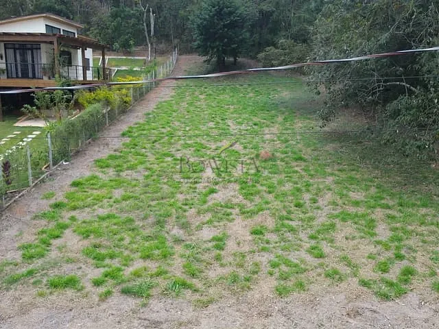 Terreno com 798m², à venda, no bairro Rosário em Joanópolis