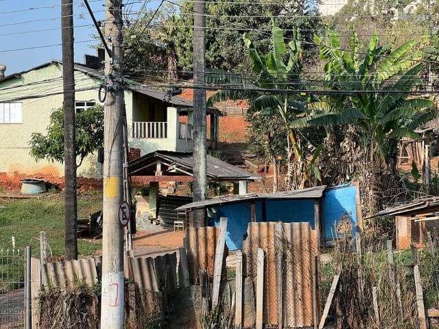 Terreno com 1900m², à venda, no bairro Jardim da Várzea em Santana de Parnaíba