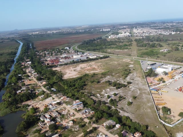 Terreno com 64000m², à venda, no bairro Ajuda em Macaé