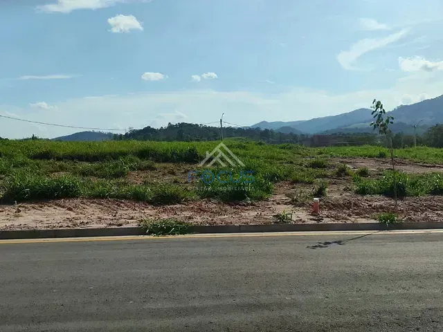 Terreno com 150m², à venda, no bairro Jardim Vale Verde em Jundiaí