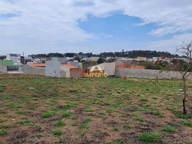 Terreno com 313m², à venda, no bairro Jardim Guarujá em Salto