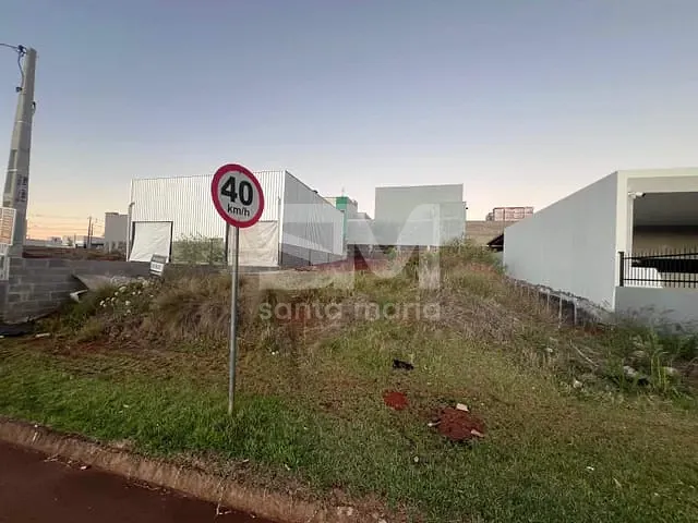 Terreno com 364m², à venda, no bairro Santos Dumont em Chapecó