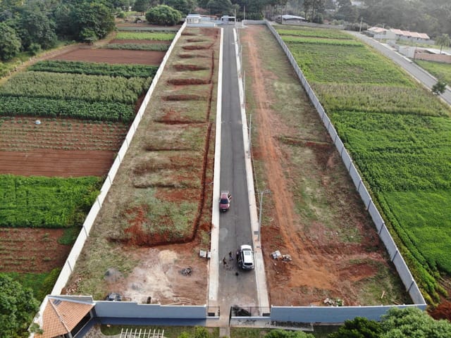 Terreno com 273m², à venda, no bairro Contorno em Ponta Grossa