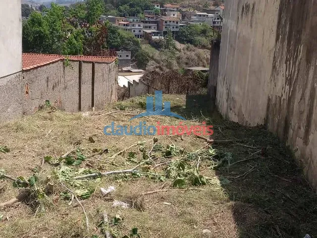 Terreno com 264m², à venda, no bairro Parque Independência em Barra Mansa