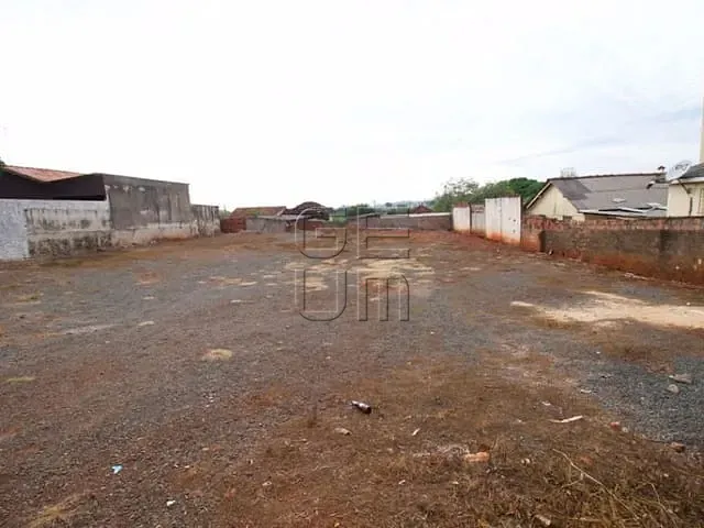 Terreno com 432m², à venda, no bairro Vila Santa Terezinha em Londrina