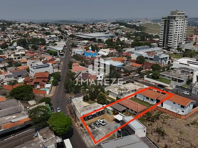 Terreno com 1141m², à venda, no bairro Jardim São Pedro em Apucarana