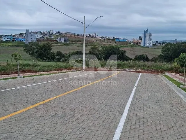 Terreno com 360m², à venda, no bairro Florência em Chapecó