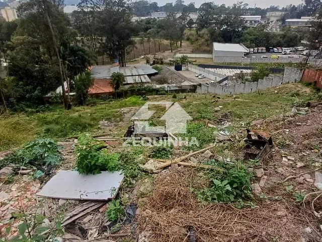 Terreno com 1050m², à venda, no bairro Tres Montanhas em Osasco