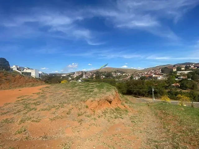 Terreno com 1291m², à venda, no bairro Boa Vista em Piracaia