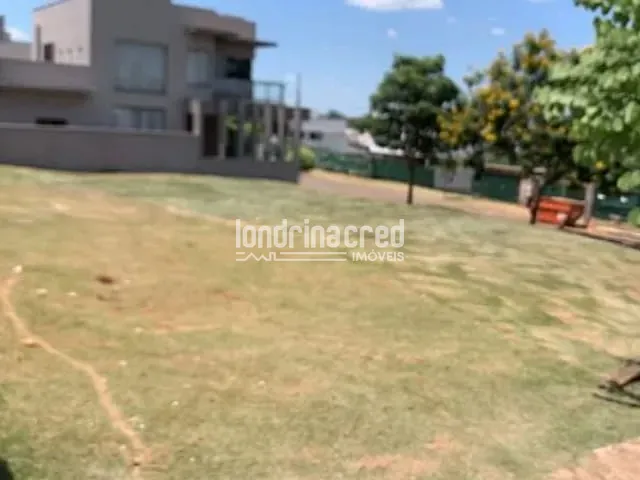 Terreno com 338m², à venda, no bairro Parque Tauá em Londrina