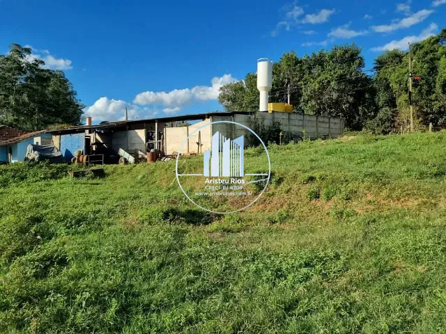 Terreno com 7000m², à venda, no bairro Três Barras em Senador José Bento